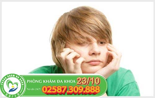 Bao nhiêu tuổi thì bao quy đầu tuột ra?