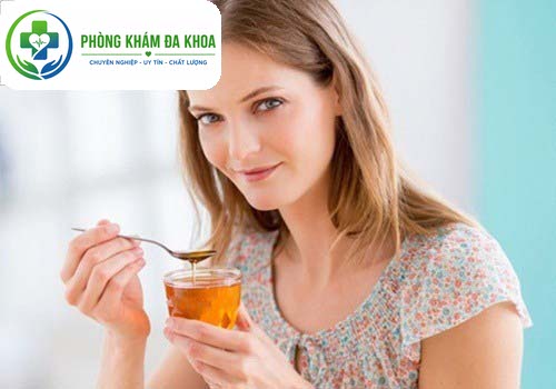 Tác dụng của mật ong trong việc chữa viêm họng