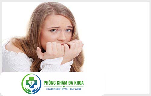 Ra máu trước kỳ kinh có nguy hiểm không?