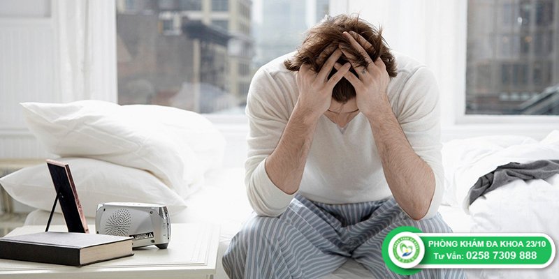 TIỂU BUỐT Ở NAM VÀ NỮ LÀ BỆNH GÌ? CÁCH CHỮA TRỊ?